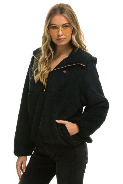 Aviator Nation TEDDY APRES  HOODED HALF ZIP JACKET - BLACK
