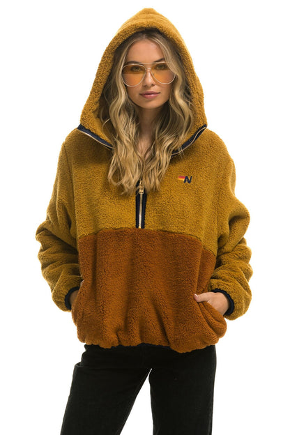 Aviator Nation TEDDY APRES HOODED HALF ZIP COLOR BLOCK JACKET - HONEY
