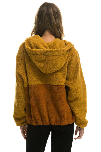 Aviator Nation TEDDY APRES HOODED HALF ZIP COLOR BLOCK JACKET - HONEY