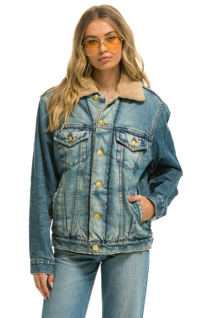 Aviator Nation CALI LOVER RANCH SHERPA DENIM JACKET - VINTAGE