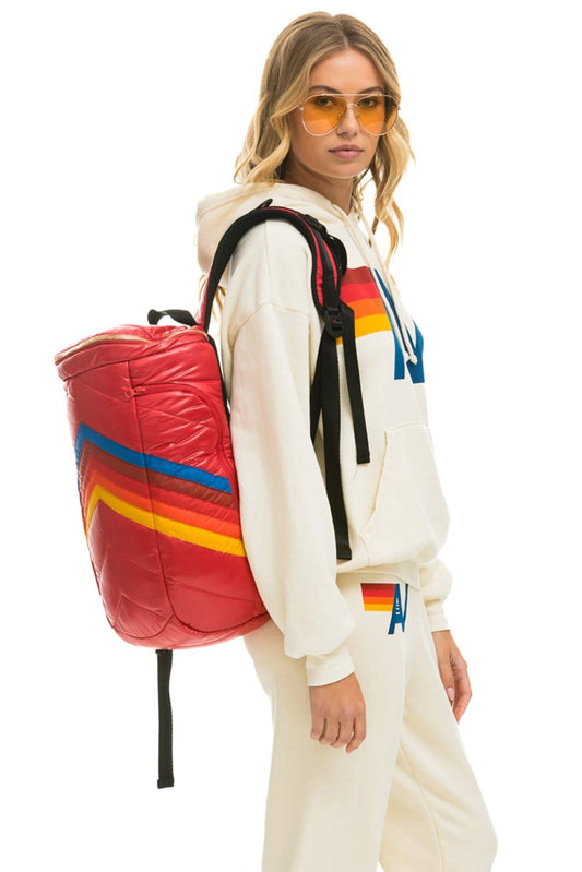 Aviator Nation PEAK PUFFER BACKPACK - CHERRY GLOSSY