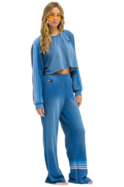 Aviator Nation CLASSIC STRIPE CROPPED CREW SWEATSHIRT RELAXED - FADED WATER