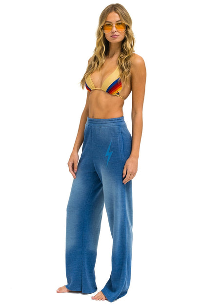 Aviator Nation BOLT STITCH WIDE LEG POCKET SWEATPANTS - FADED WATER