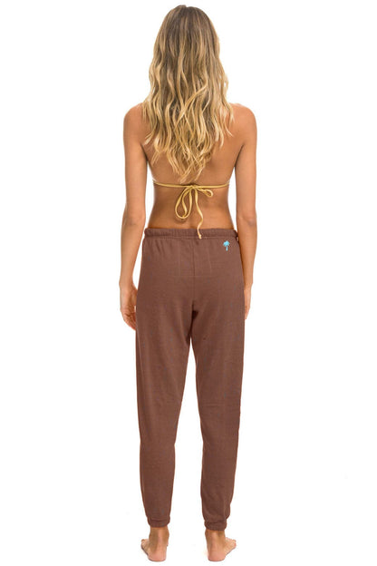 Aviator Nation PALM TREE FESTIVAL ASPEN 2025 UNISEX SWEATPANTS - BROWN