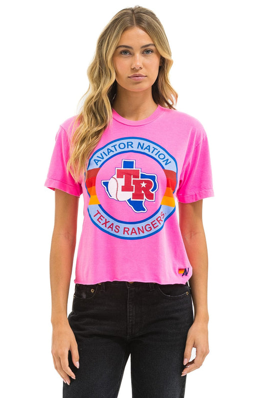 Aviator Nation TEXAS RANGERS AVIATOR NATION WOMEN'S BOYFRIEND TEE - NEON PINK