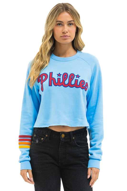 Aviator Nation PHILLIES RUGBY STITCH CROPPED CREW SWEATSHIRT - SKY