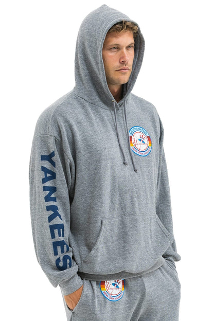 Aviator Nation NY YANKEES RELAXED PULLOVER HOODIE - HEATHER GREY