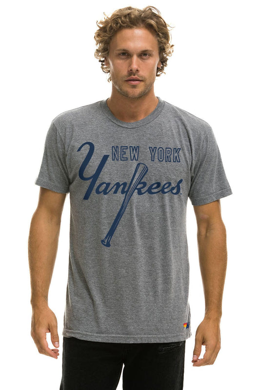 Aviator Nation NY YANKEES BOLT CREW TEE - HEATHER