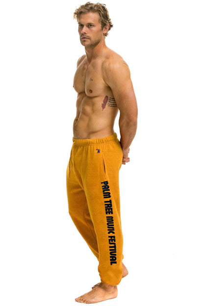 Aviator Nation PALM TREE FESTIVAL MONTECITO 2025 UNISEX SWEATPANTS - GOLD
