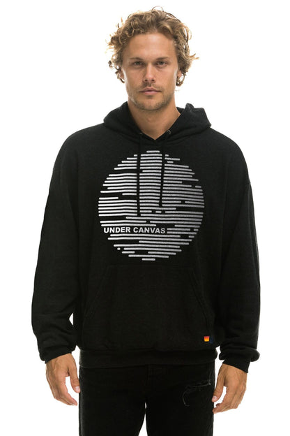 Aviator Nation UNDER CANVAS 2025 RELAXED PULLOVER HOODIE - BLACK
